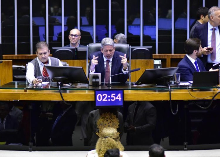 Aguinaldo Ribeiro isenta cesta básica de imposto. Confira o novo parecer na íntegra