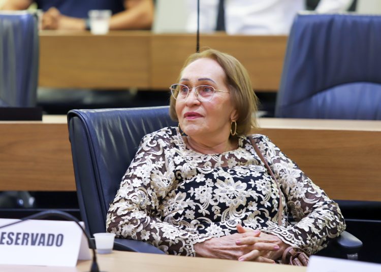 UFPB lamenta falecimento da Senhora Maria Bernadete Veloso, mãe do reitor Valdiney Gouveia