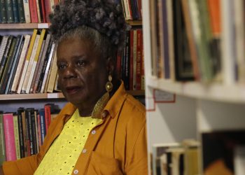 Conceição Evaristo abre Casa Escrevivência, espaço cultural no Rio