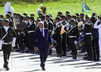 Governo Lula se articula para impedir Forças Armadas de se candidatarem em 2024