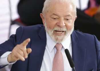 Lula defende destinação de imóveis da União abandonados para sem-teto