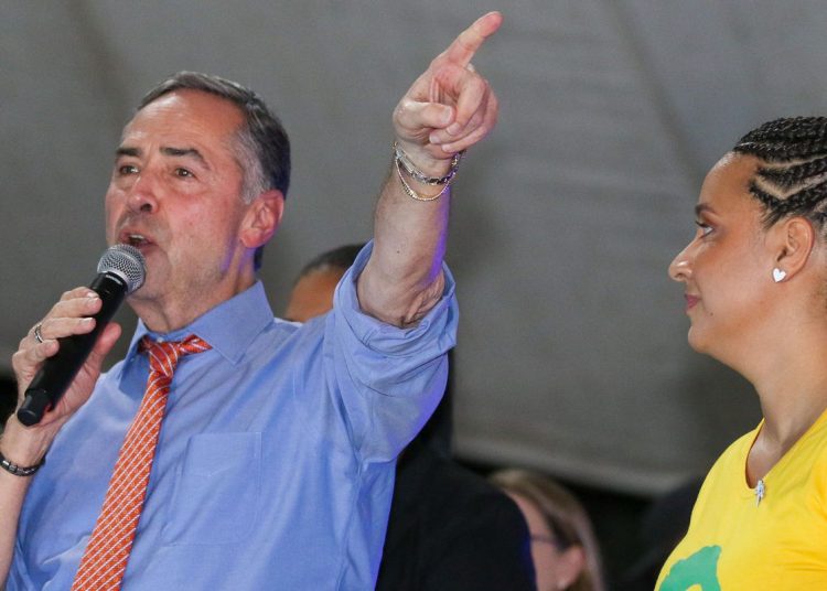 Barroso diz que não quis ofender eleitores de Bolsonaro em fala na UNE