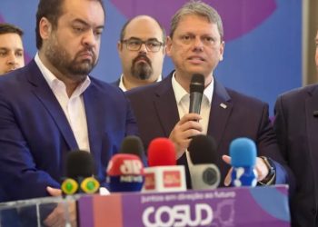 Governadores e prefeitos fazem blitz em Brasília para mudar reforma tributária