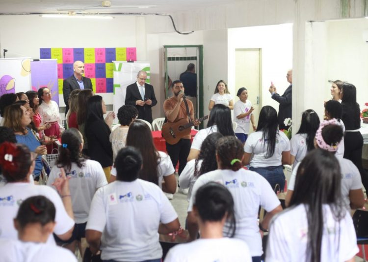 Reeducandas da Penitenciária de Abreu e Lima, em PE, concluem capacitação