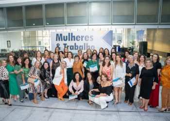 Tribunal goiano homenageia mulheres pela atuação e protagonismo no Judiciário Trabalhista