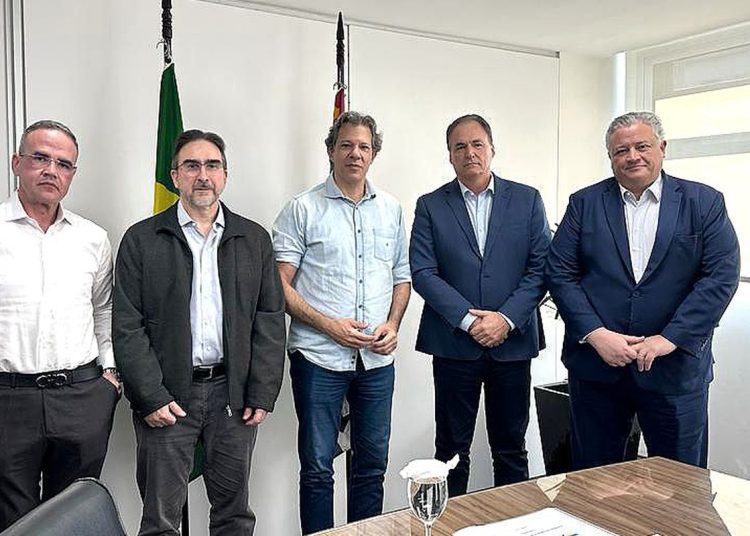 Aliquota de importação para compra do exterior é prejudicial ao varejo