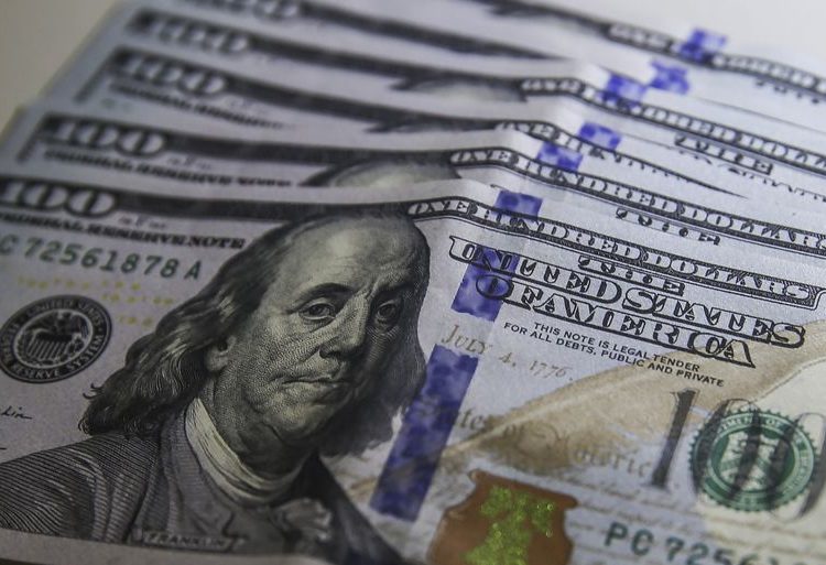 Dólar: moeda está cotada a R$ 4,97 Dólar: moeda está cotada a R$ 4,97