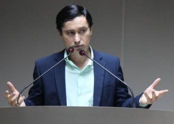 Projeto de Napoleão Maracajá propõe fim do pronome “Vossa Excelência” como forma de tratamento