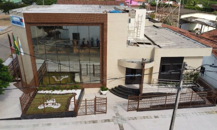 Câmara de Boa Vista entrega novo auditório e novos gabinetes