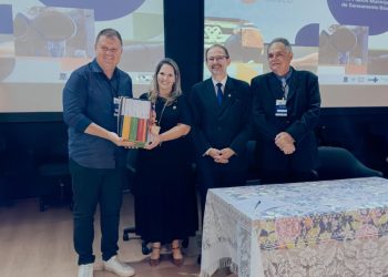 Boa Vista recebe Plano Municipal de Saneamento Básico e prefeito destaca avanços