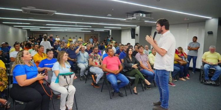 Prefeito Bruno se reúne com postulantes a uma cadeira na Câmara de Vereadores