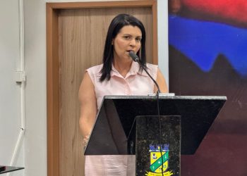 Prefeita Michelle Ribeiro destaca parceria entre os poderes na abertura do ano legislativo em Lagoa Seca