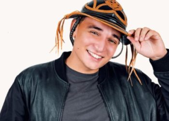 Cantor João Gomes promete animar o domingo em Campina Grande