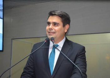 Alexandre do Sindicato propõe Medalha de Honra ao Mérito para o jurista Aécio Melo