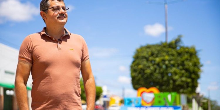 Prefeito Fernando Aires tem 93% de aprovação nos primeiros seis meses de gestão em Boa Vista, aponta pesquisa