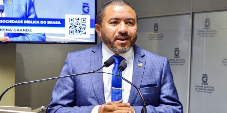 “Há desafios, mas a cidade tem avançado muito”, afirma Alexandre do Sindicato na abertura do ano legislativo “Há desafios, mas a cidade tem avançado muito”, afirma Alexandre do Sindicato na abertura do ano legislativo